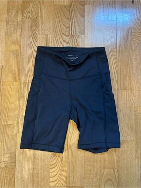 Athleta Black Ultimate Stash Pocket 2" Bike Shorts
